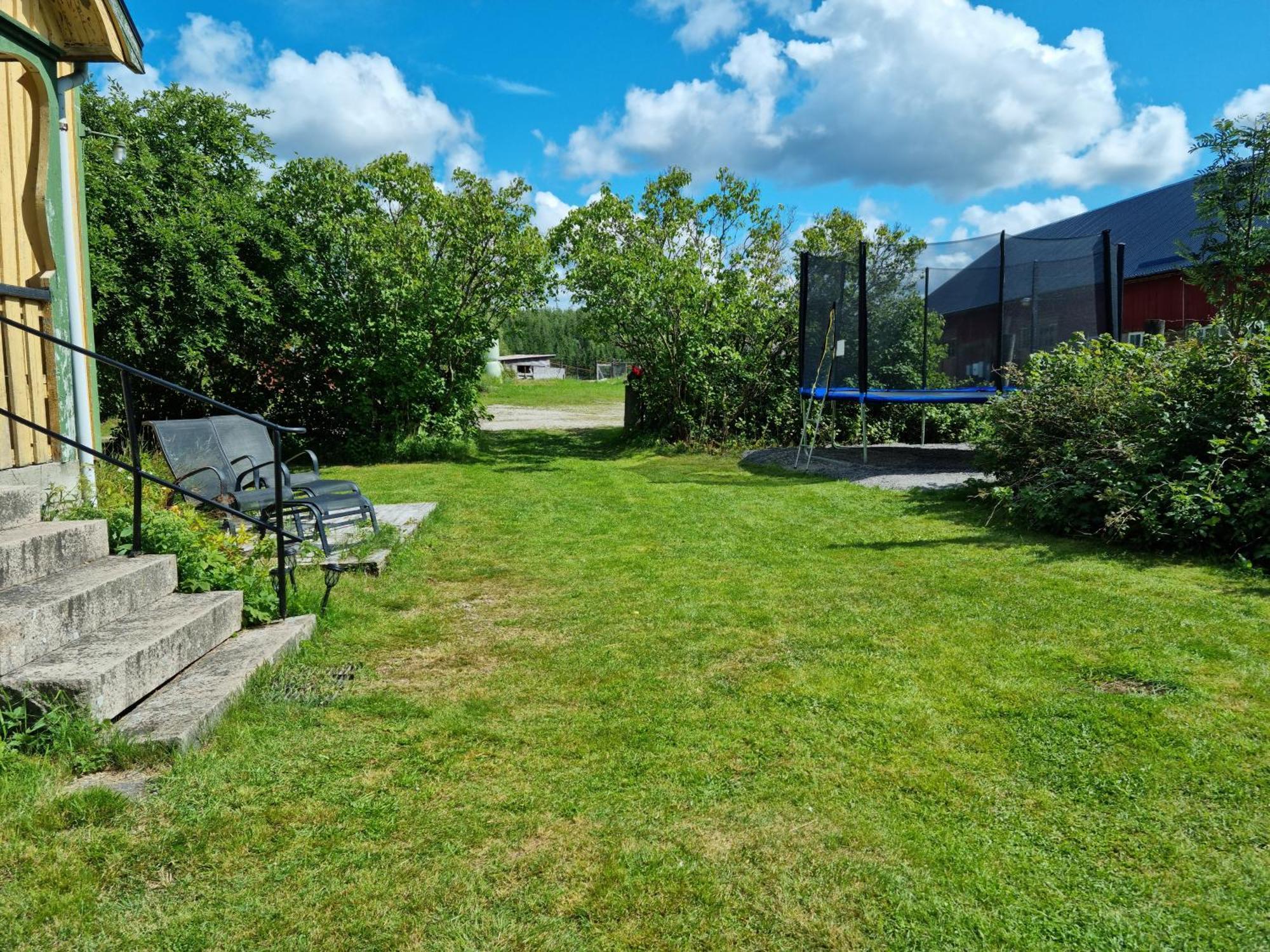 Charmigt Hus Pa Landet Naera Till Bad Stromstad Exterior photo